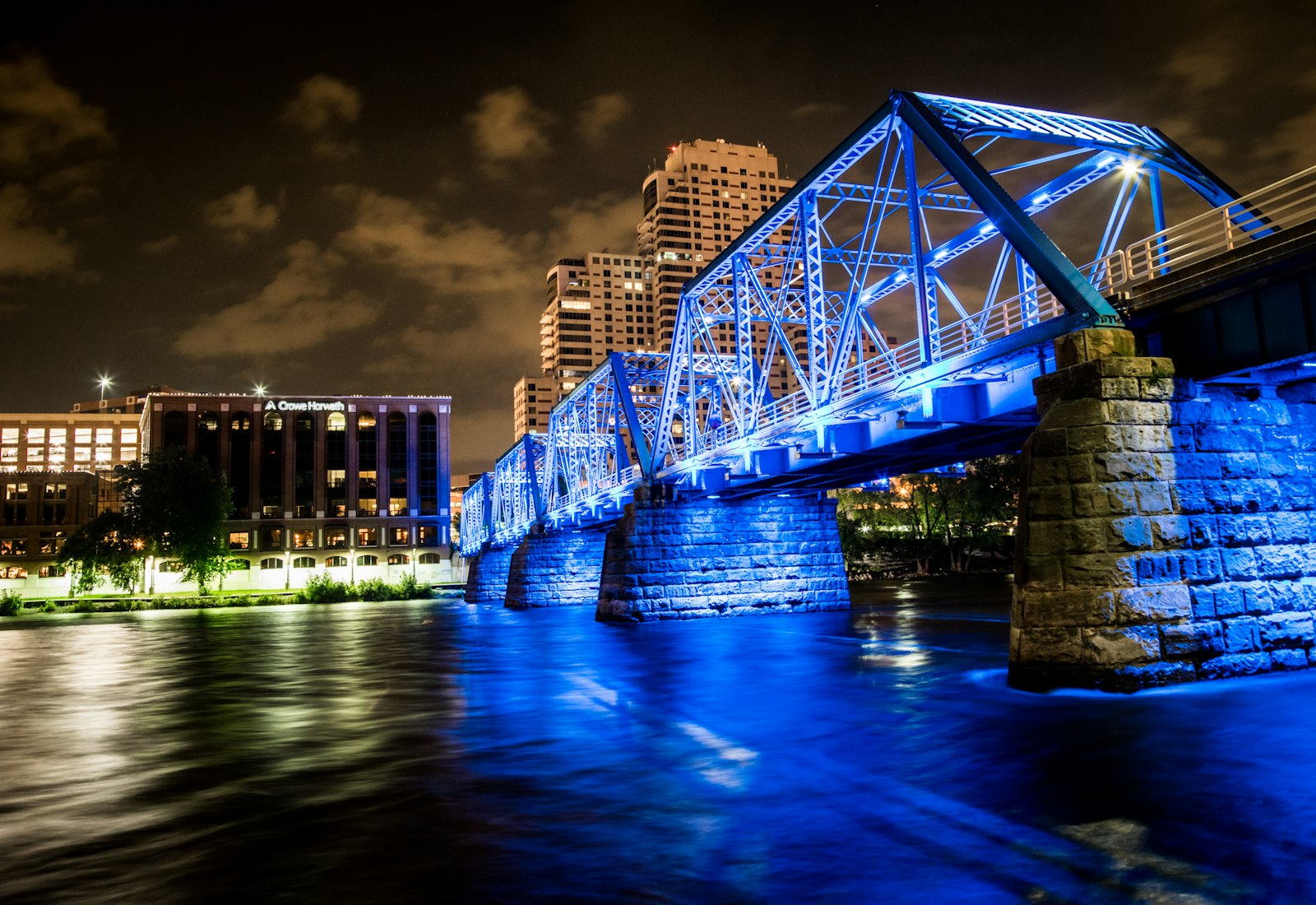 Grand Rapids, MI skyline